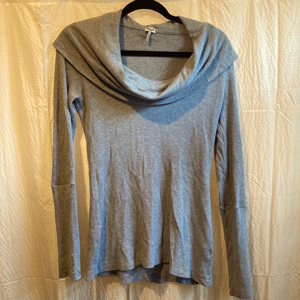 Cowl neck gray shirt. Splendid. Like new. Tunic length.